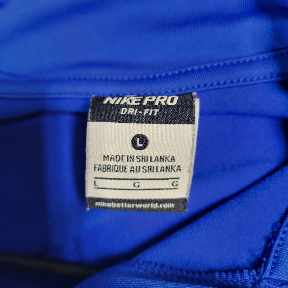 NIKE PRO DRI-FIT WOMENS SIZE LARGE QUARTER ZIP PULLOVER JACKET‎